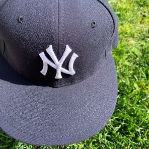 New York Yankees New Era 7 1/8 56.8 CM 59FIFTY